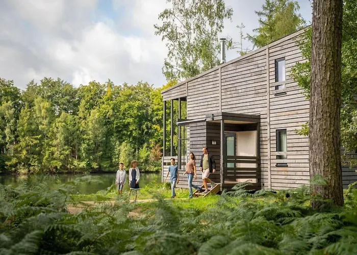 Waterside Luxury Sky Pad Hébergement de vacances Antoing