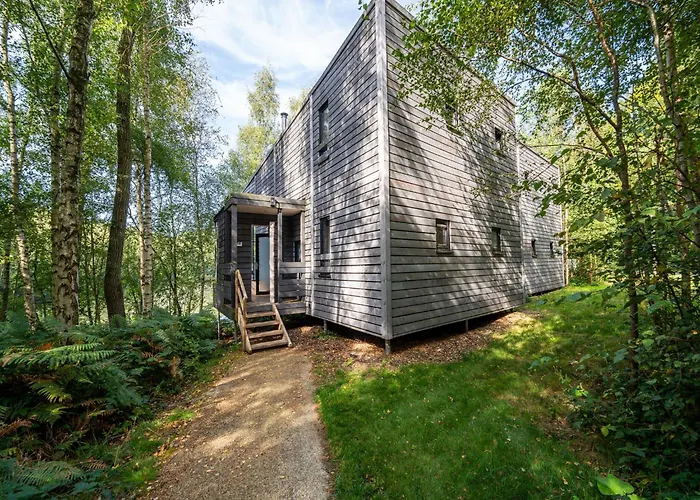 Waterside Luxury Sky Pad